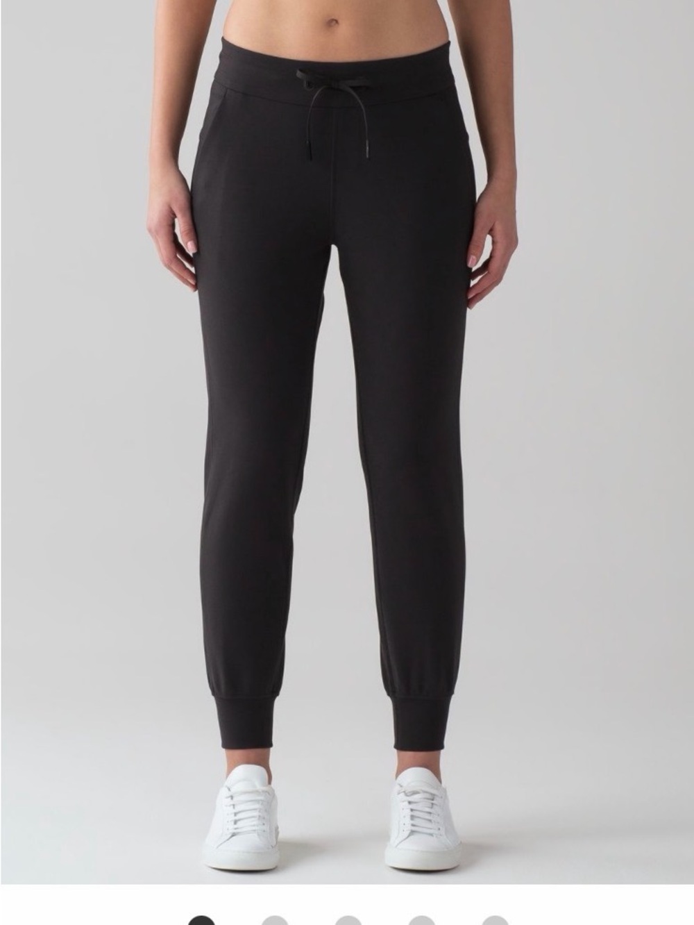 Lululemon On Track Jogger Women’s Size 4 Black Sweat Wicking High Rise